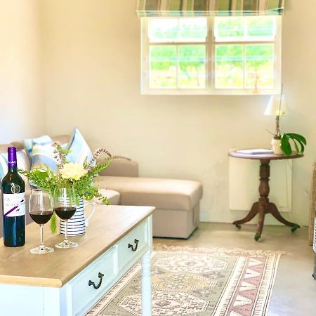 Paul Wallace Wines&Cottages Elgin  Extérieur photo